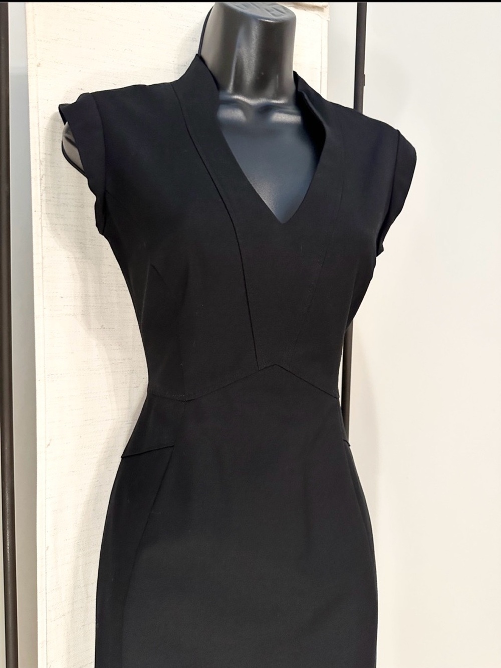 Reiss Black V-Neck Cap Sleeve Midi Sheath Dress - Picture 2 of 16